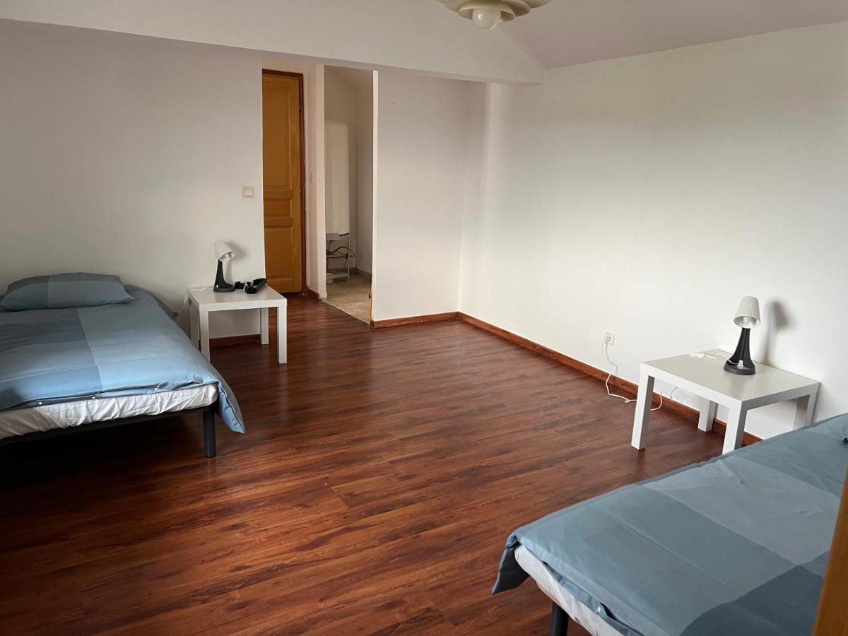 Appartamento Le Relais De Saint Loup 1 A 66 Personnes Montereau-Fault-Yonne Esterno foto